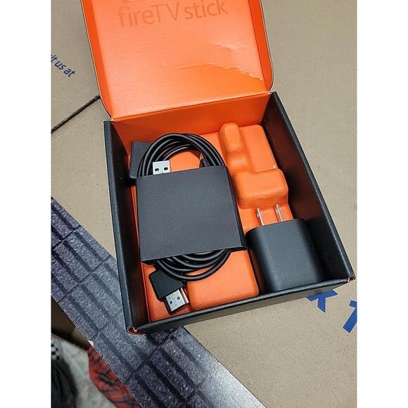 Amazon W87CUN Fire Stick -  HD Digital + Remote + Power Adapter - Picture 2 of 4